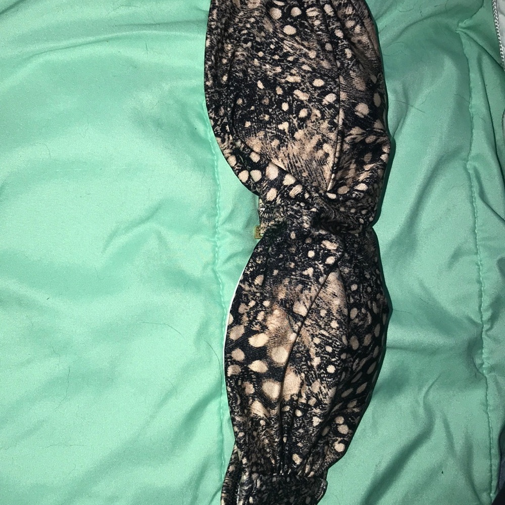 Victoria’s Secret bathing suit top